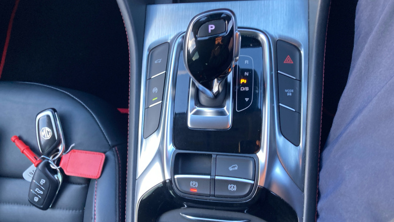 MG HS 1.5 T-GDI Trophy 5dr DCT Petrol Hatchback